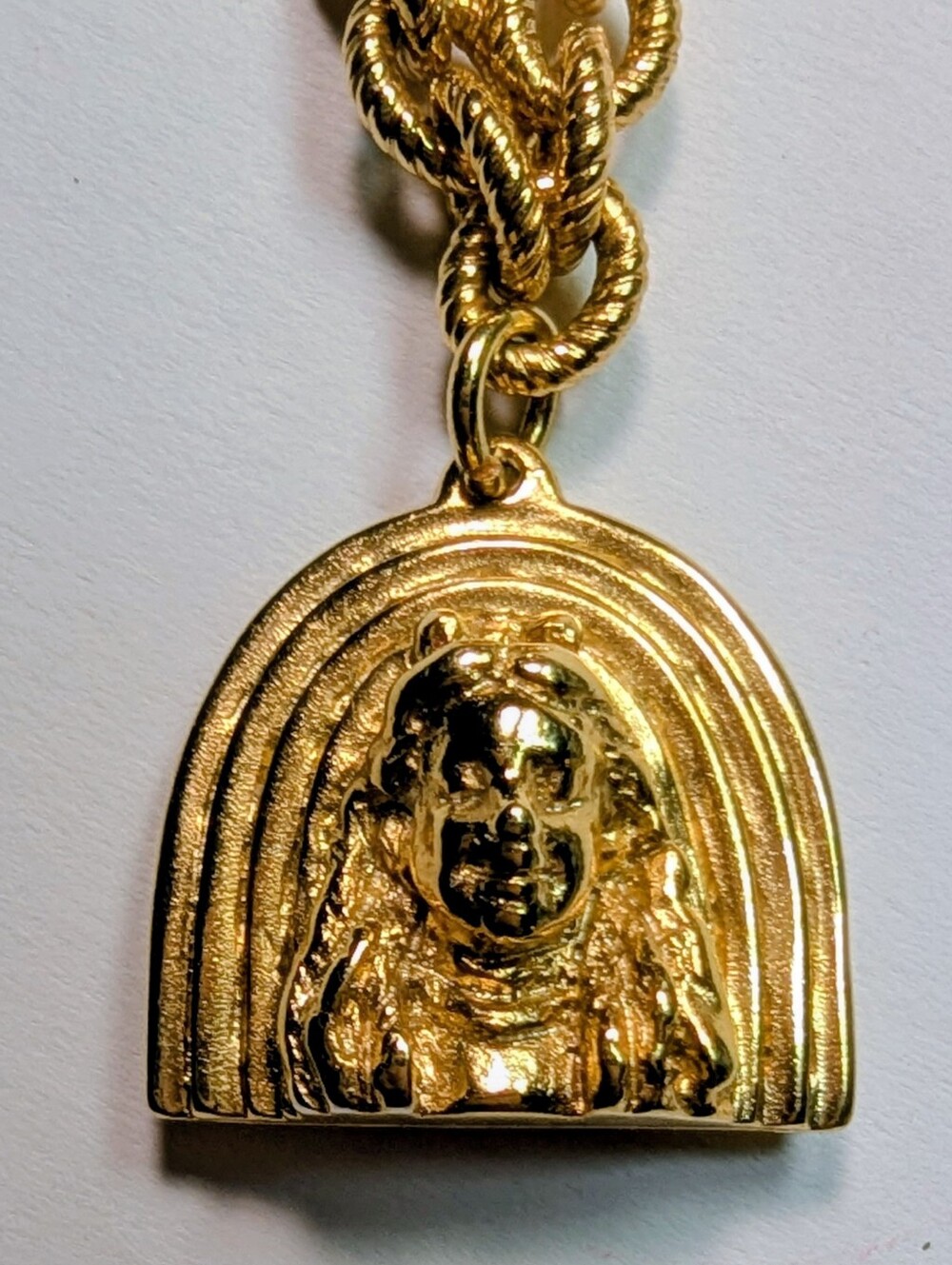 Wendy Gell Oz Dorothy pendant Face on one side Ruby shoes on the other.